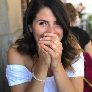 Meet your Posher, Natalie